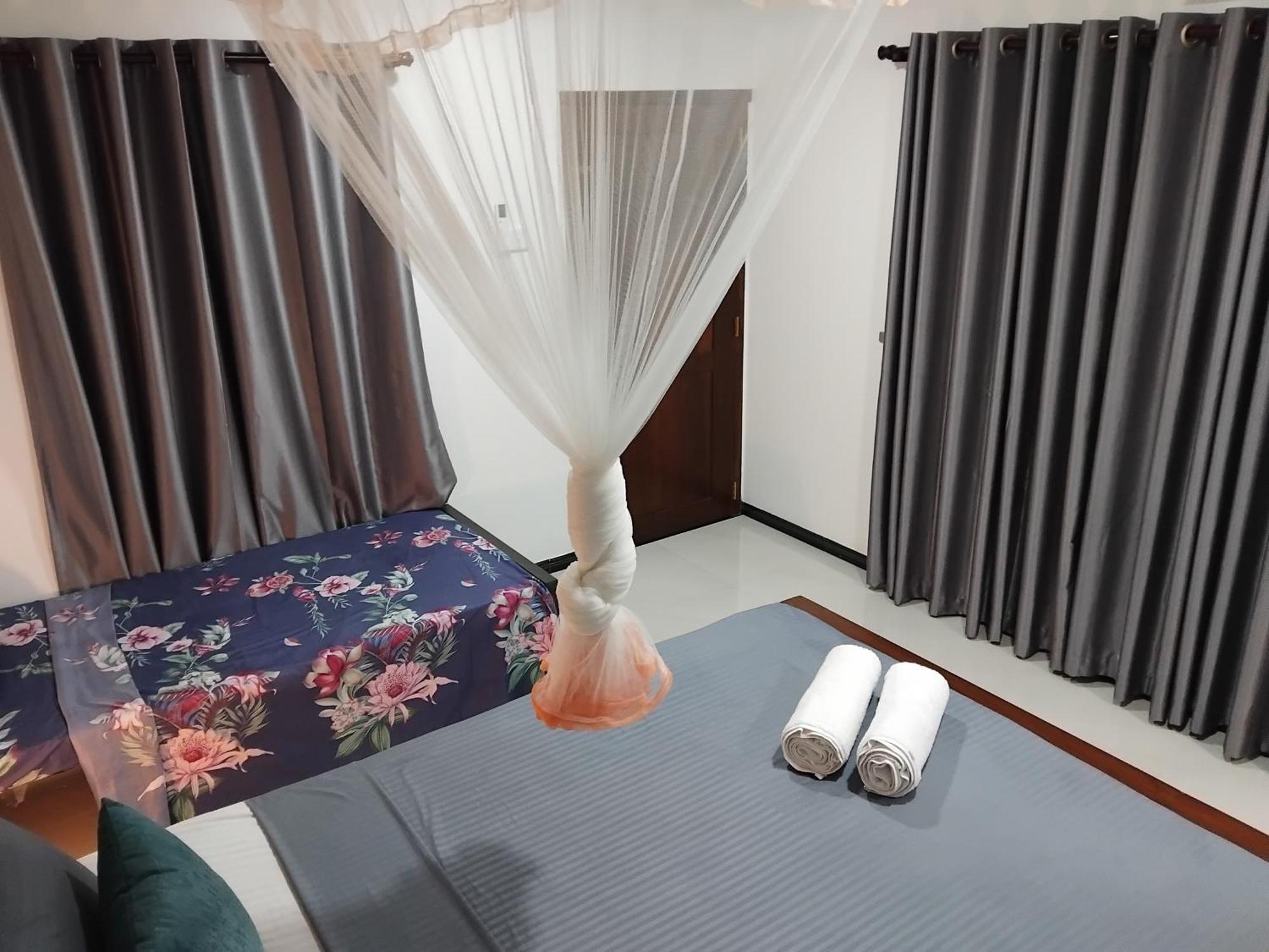 Udawalawa Safari Resort Удавалаве Екстериор снимка