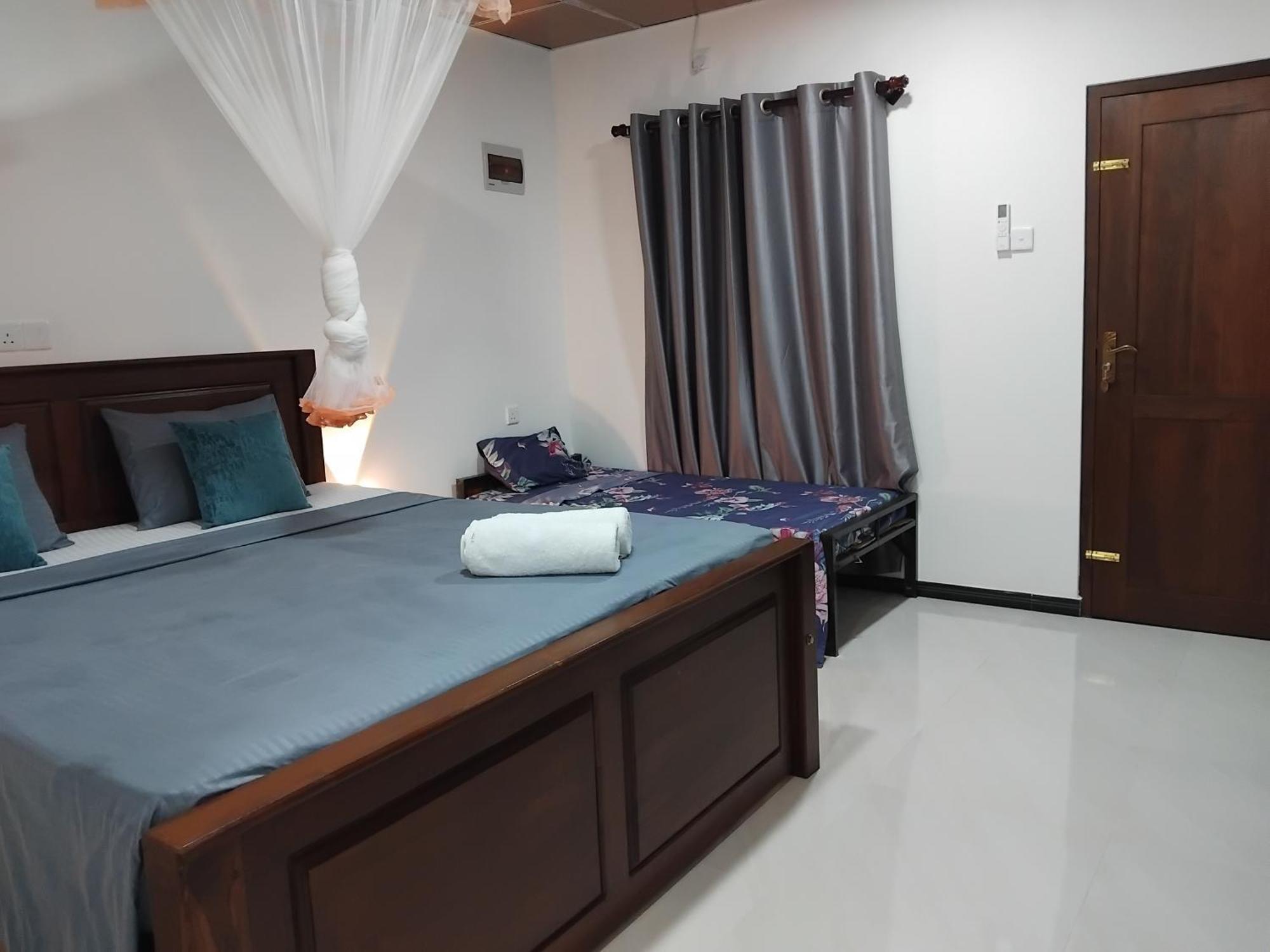 Udawalawa Safari Resort Удавалаве Екстериор снимка