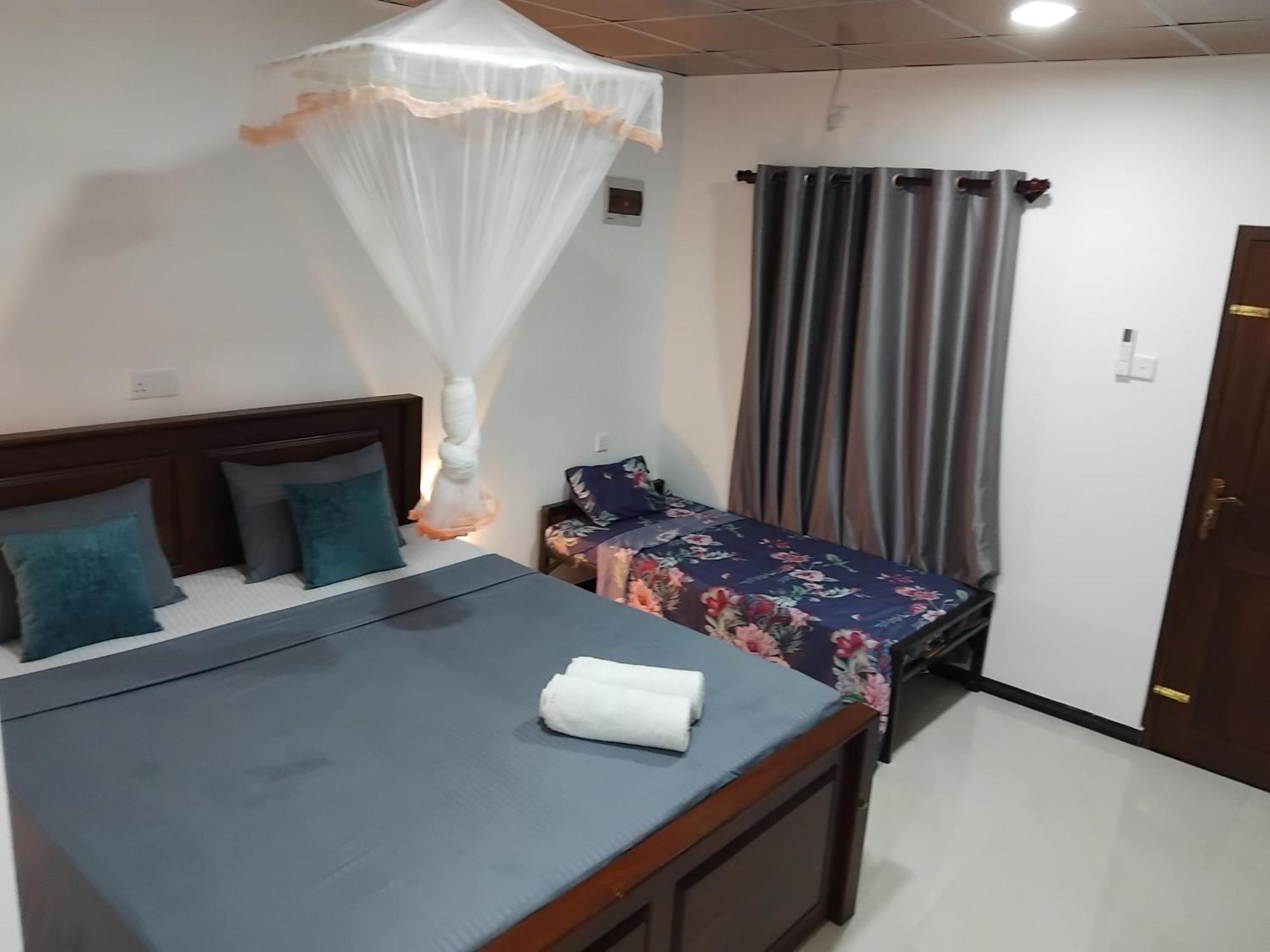Udawalawa Safari Resort Удавалаве Екстериор снимка